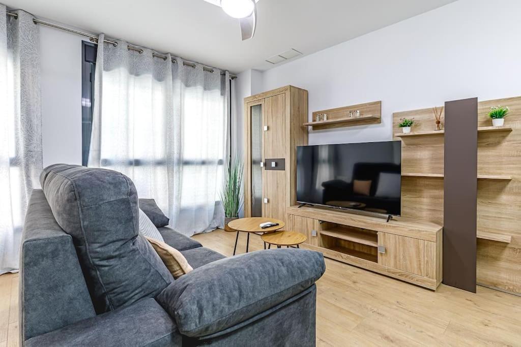 Moderno Apartamento Con Ac En Lorenzo Casanova Apartman Alicante Kültér fotó